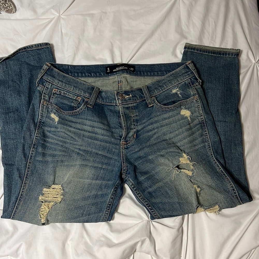 Women’a Hollister Vintage Mid-Rise Boyfriend Jeans